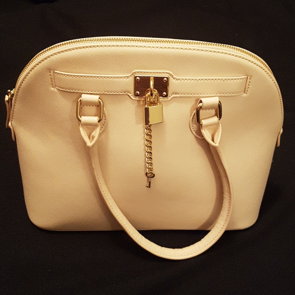 Light beige purse